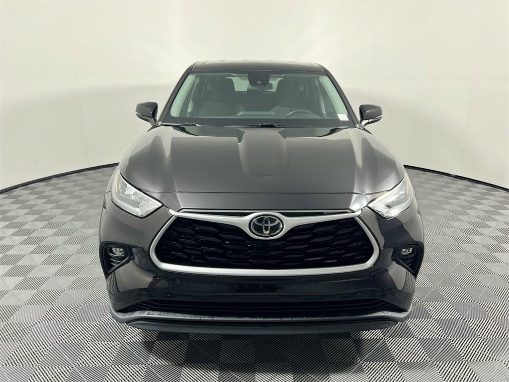 used 2020 Toyota Highlander car, priced at $26,500