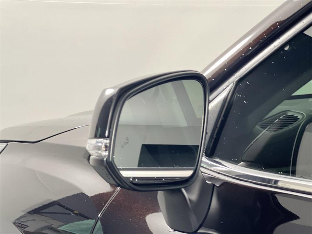 used 2020 Toyota Highlander car, priced at $26,500