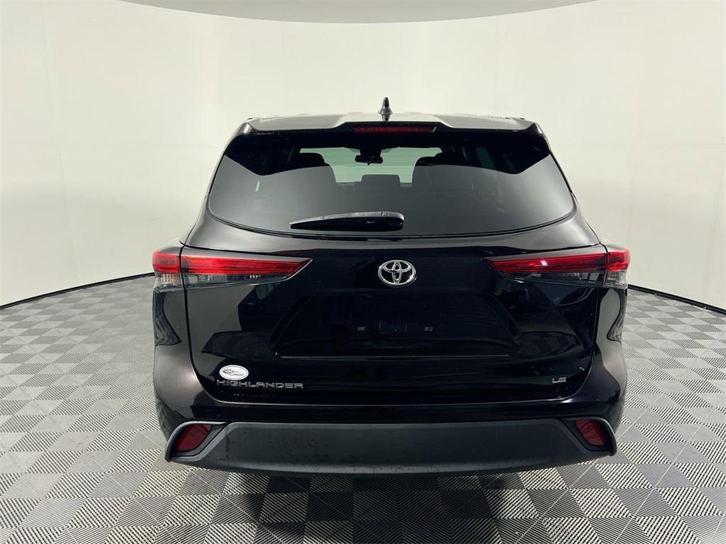 used 2020 Toyota Highlander car, priced at $26,500
