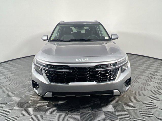 new 2025 Kia Seltos car, priced at $24,035
