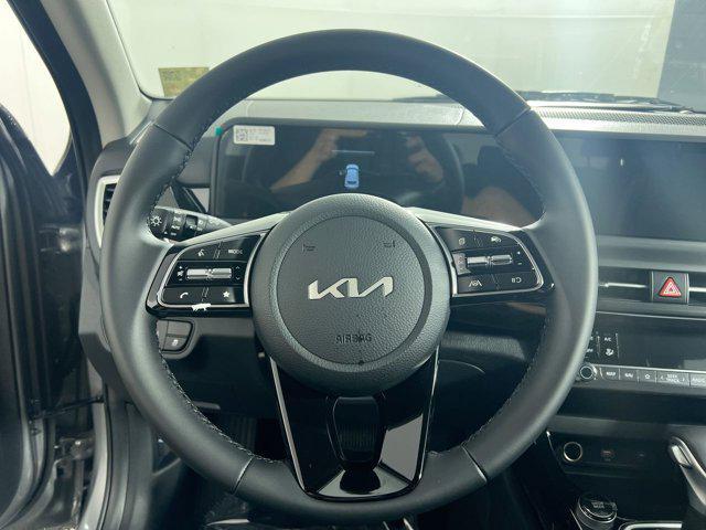 new 2025 Kia Seltos car, priced at $24,035
