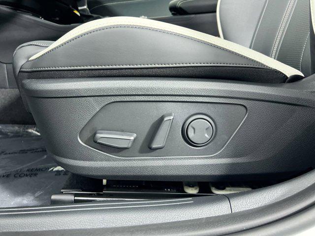 new 2025 Kia K5 car, priced at $29,453