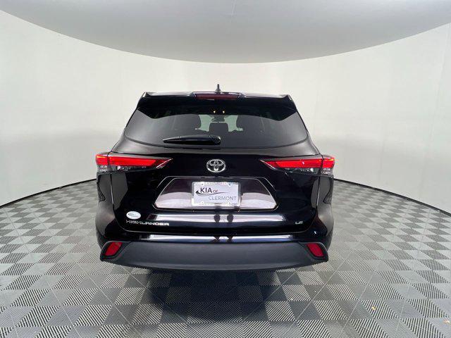 used 2022 Toyota Highlander car, priced at $29,250