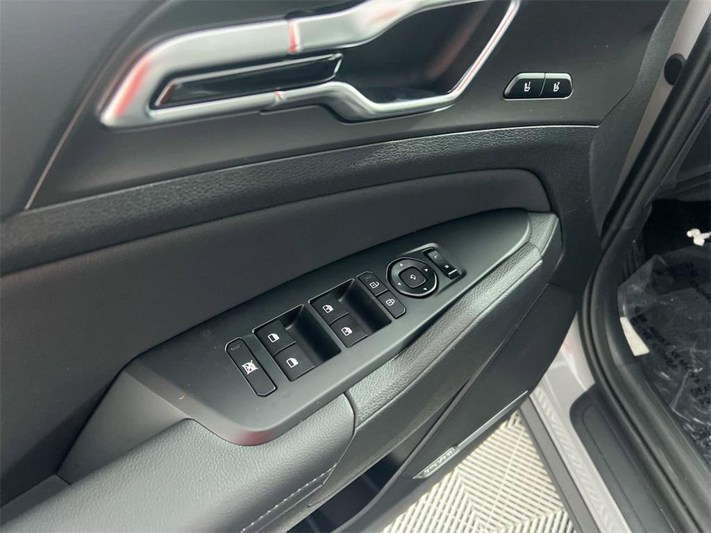 new 2026 Kia Sportage car, priced at $34,115