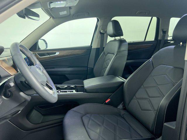 used 2024 Volkswagen Atlas car, priced at $34,000
