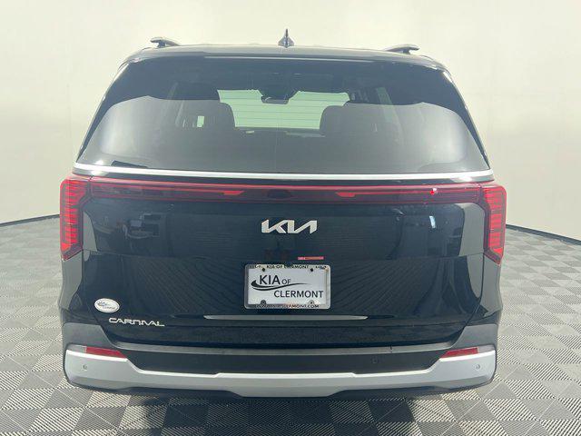 new 2025 Kia Carnival car, priced at $39,712