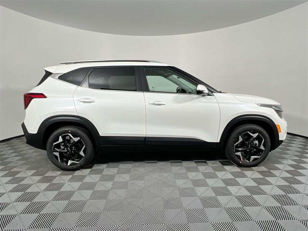 new 2026 Kia Seltos car, priced at $26,654