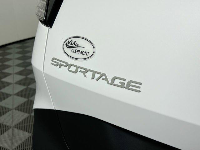 new 2025 Kia Sportage car, priced at $33,015