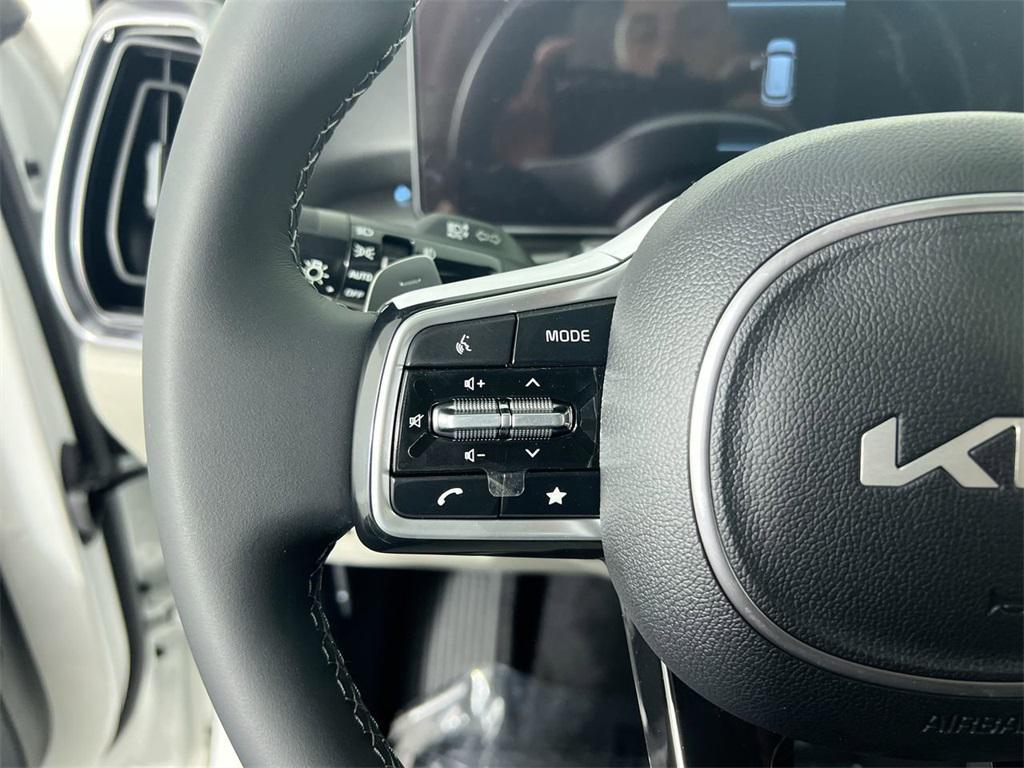 new 2025 Kia Sorento Hybrid car, priced at $33,292