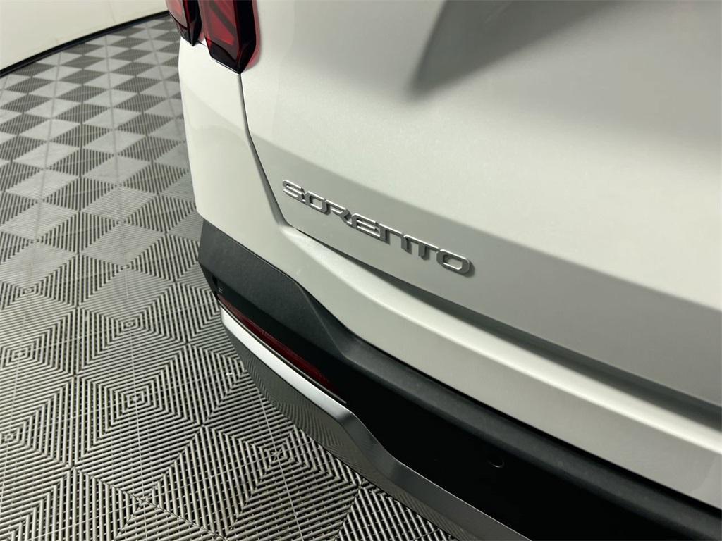 new 2025 Kia Sorento Hybrid car, priced at $33,292