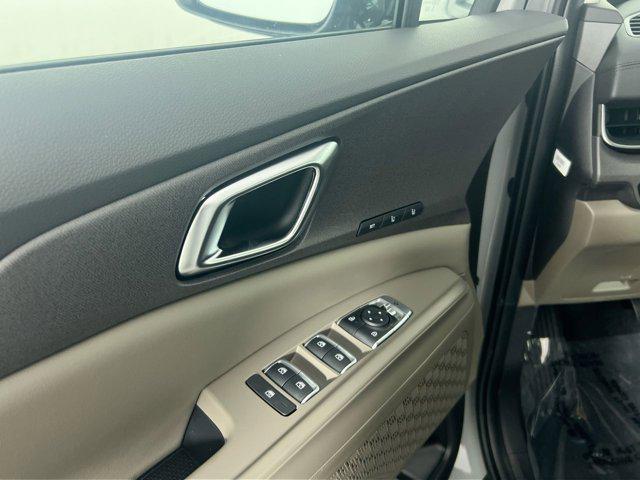 new 2025 Kia Carnival car, priced at $39,604
