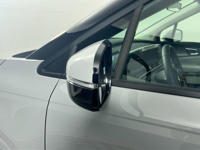 new 2025 Kia Carnival car, priced at $39,604