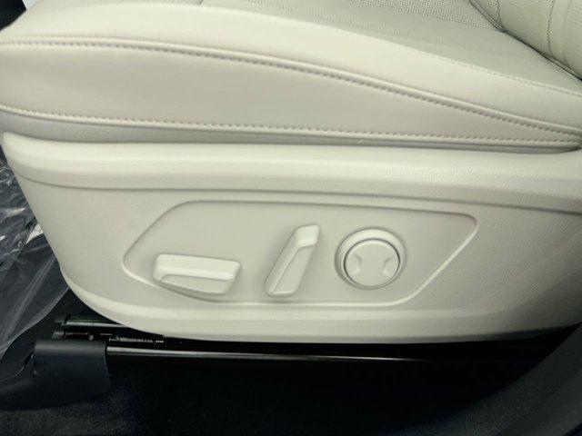 new 2025 Kia Sorento car, priced at $32,731