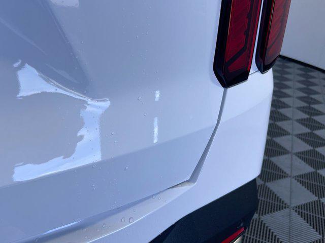 new 2025 Kia Sorento car, priced at $35,674