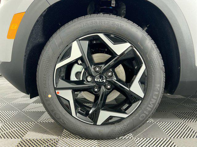 new 2025 Kia Seltos car, priced at $23,975
