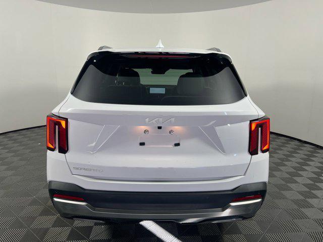 new 2025 Kia Sorento car, priced at $38,124
