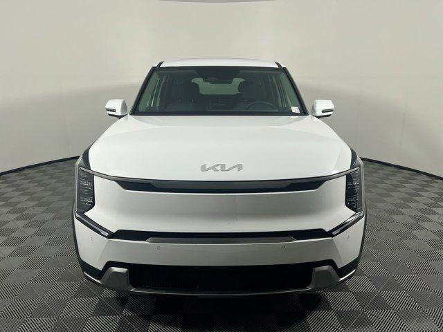 new 2026 Kia EV9 car, priced at $57,370