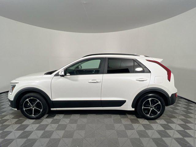 new 2025 Kia Niro car, priced at $31,905
