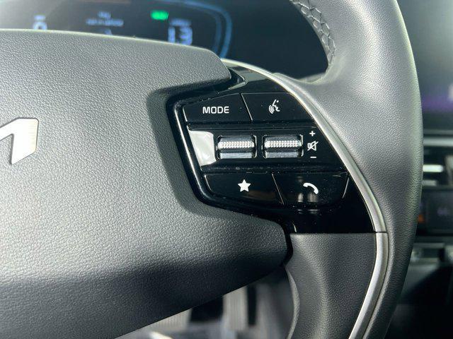 new 2025 Kia Niro car, priced at $31,905