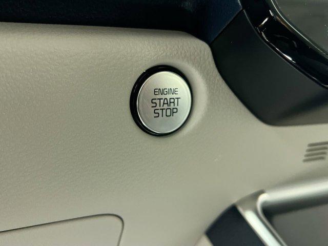 new 2025 Kia Carnival car, priced at $43,260