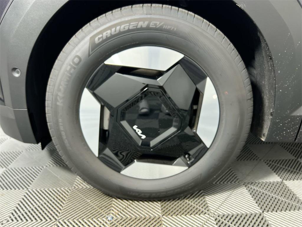 new 2026 Kia EV9 car, priced at $60,235