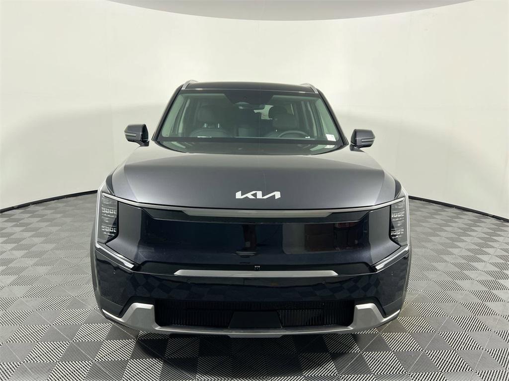 new 2026 Kia EV9 car, priced at $60,235