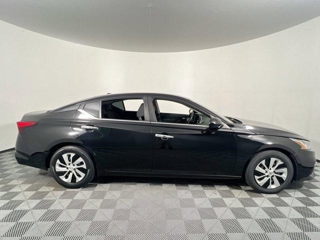 used 2019 Nissan Altima car, priced at $14,000