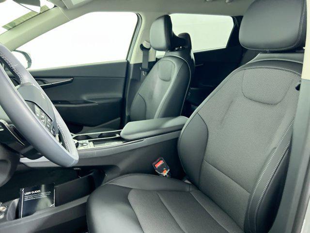new 2025 Kia EV6 car, priced at $49,880