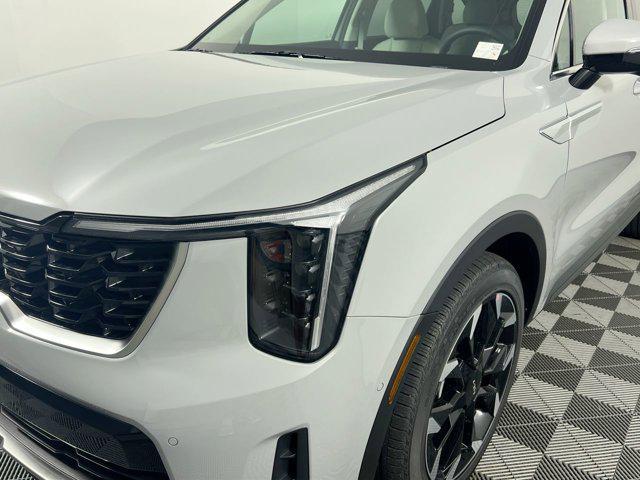 new 2025 Kia Sorento car, priced at $37,691