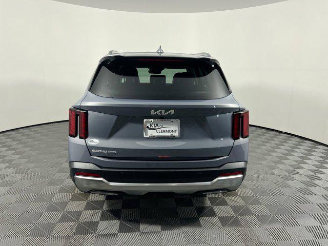 new 2025 Kia Sorento car, priced at $32,029