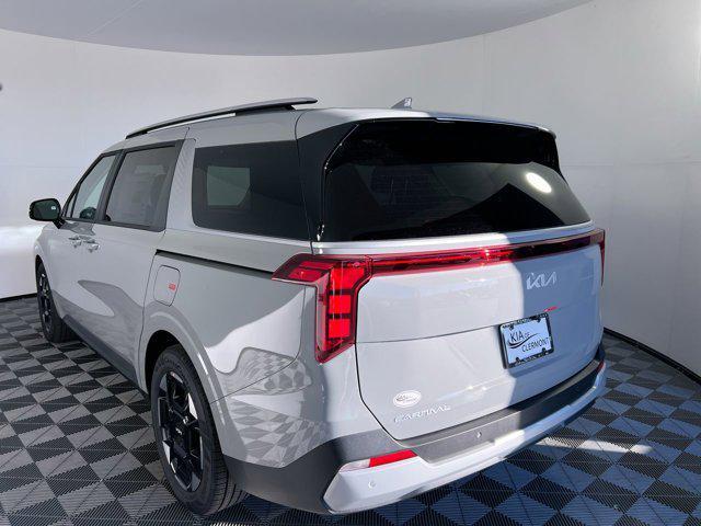 new 2025 Kia Carnival car, priced at $43,660