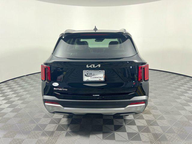 new 2025 Kia Sorento car, priced at $35,919