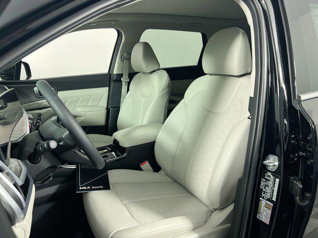 new 2025 Kia Sorento car, priced at $35,919