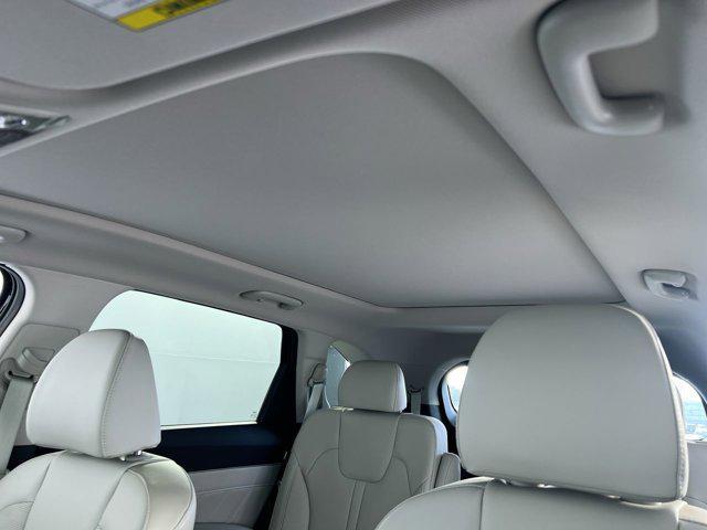 new 2025 Kia Sorento car, priced at $35,919