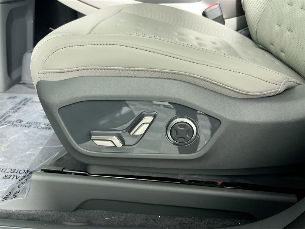 new 2026 Kia EV9 car, priced at $66,495