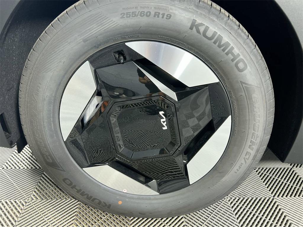 new 2026 Kia EV9 car, priced at $66,495
