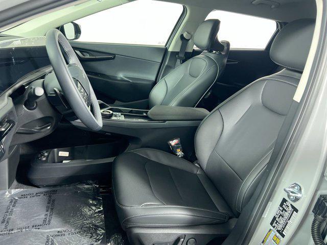 new 2025 Kia EV6 car, priced at $52,080