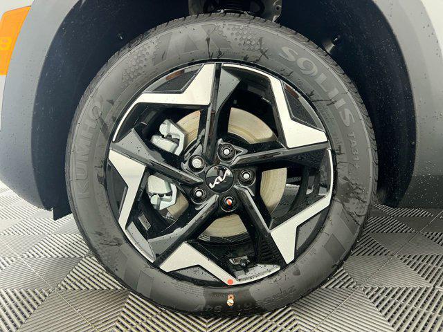new 2025 Kia Seltos car, priced at $24,035