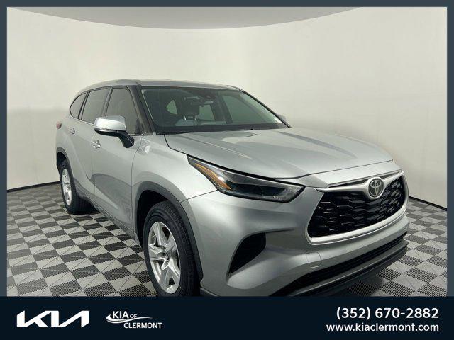 used 2021 Toyota Highlander car, priced at $29,250