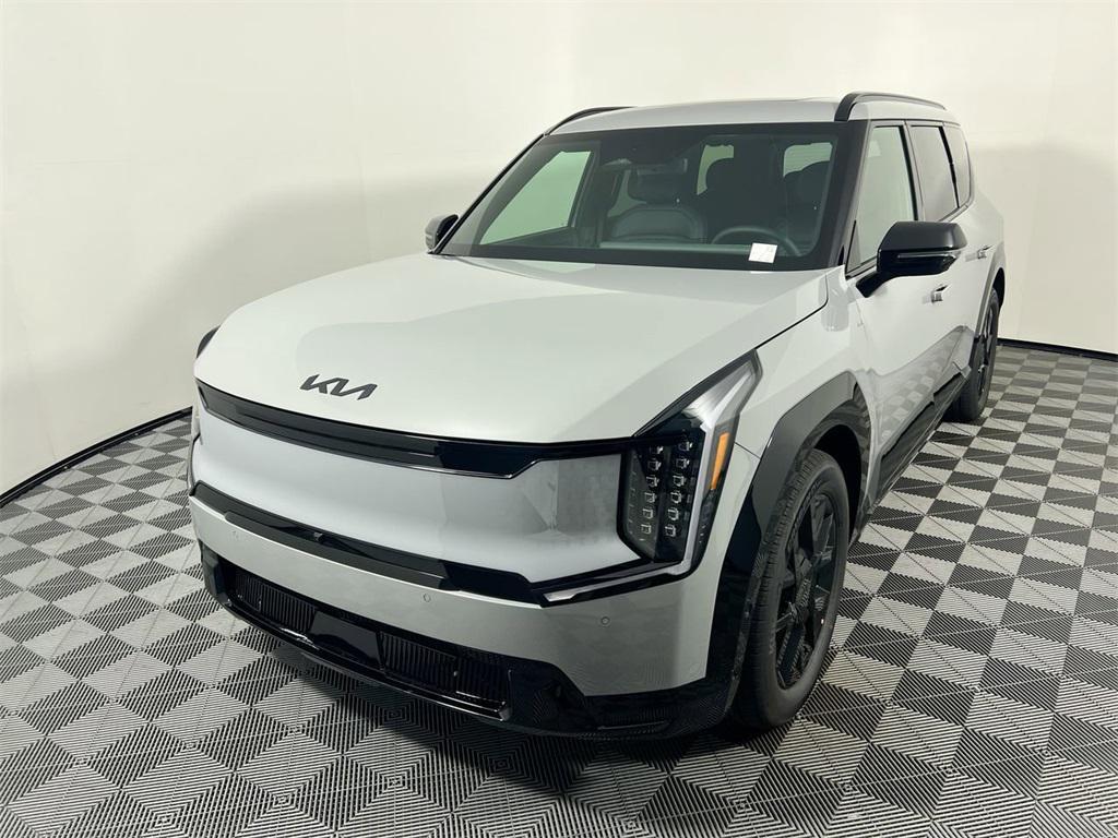 new 2026 Kia EV9 car, priced at $72,300