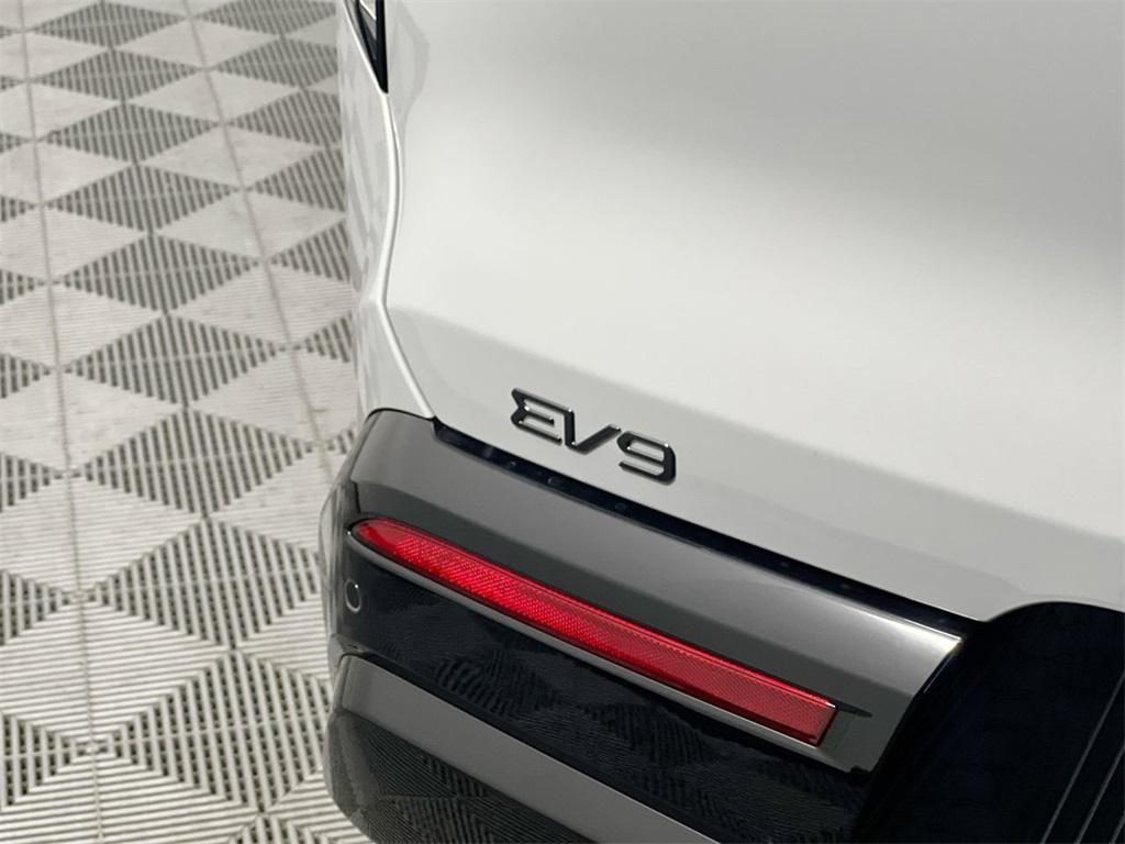 new 2026 Kia EV9 car, priced at $72,300