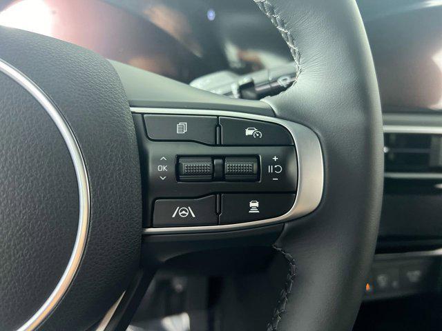 new 2025 Kia K5 car, priced at $28,032