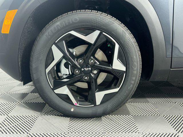 new 2025 Kia Seltos car, priced at $29,050