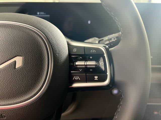 new 2025 Kia Carnival car, priced at $42,765