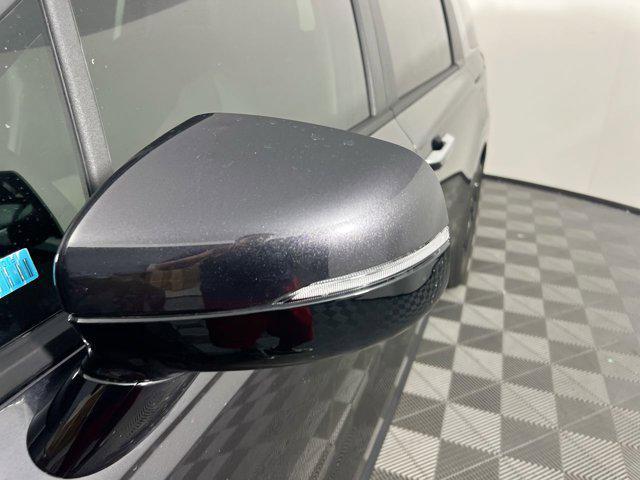 new 2025 Kia Carnival car, priced at $42,765