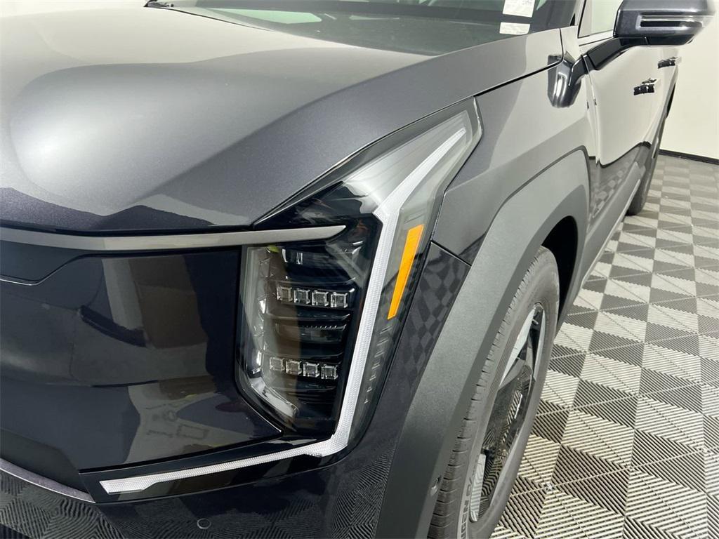 new 2026 Kia EV9 car, priced at $66,930