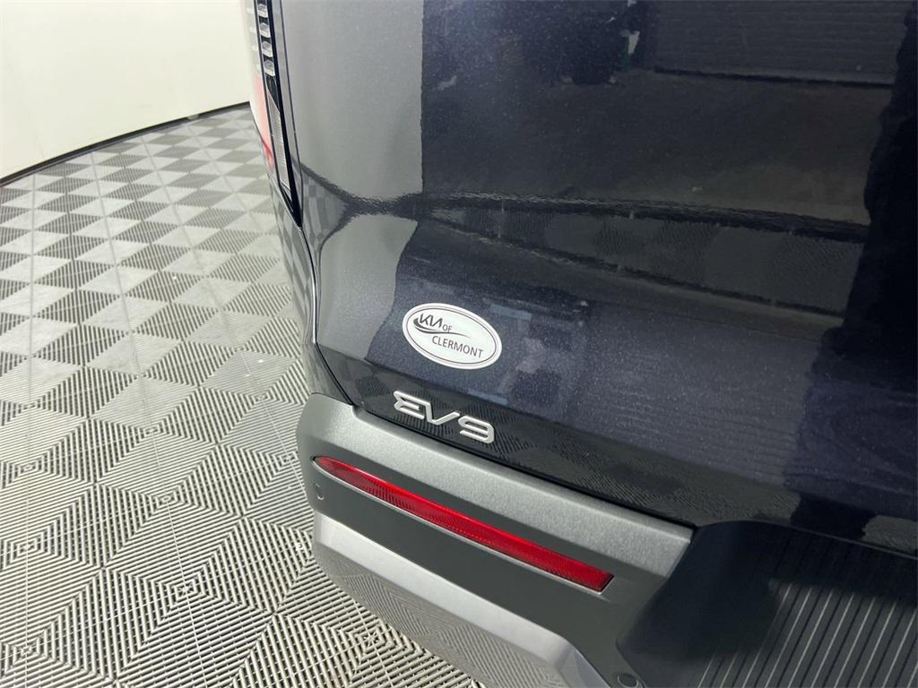 new 2026 Kia EV9 car, priced at $66,930