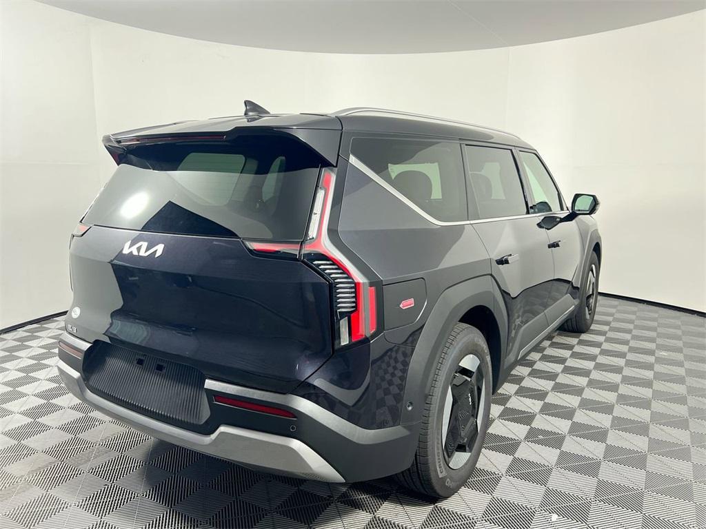 new 2026 Kia EV9 car, priced at $66,930