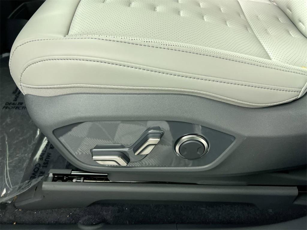 new 2026 Kia EV9 car, priced at $66,495