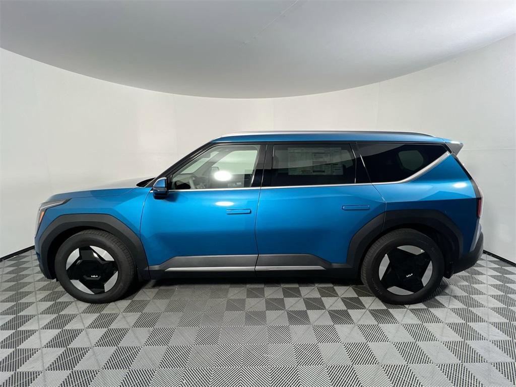 new 2026 Kia EV9 car, priced at $66,495